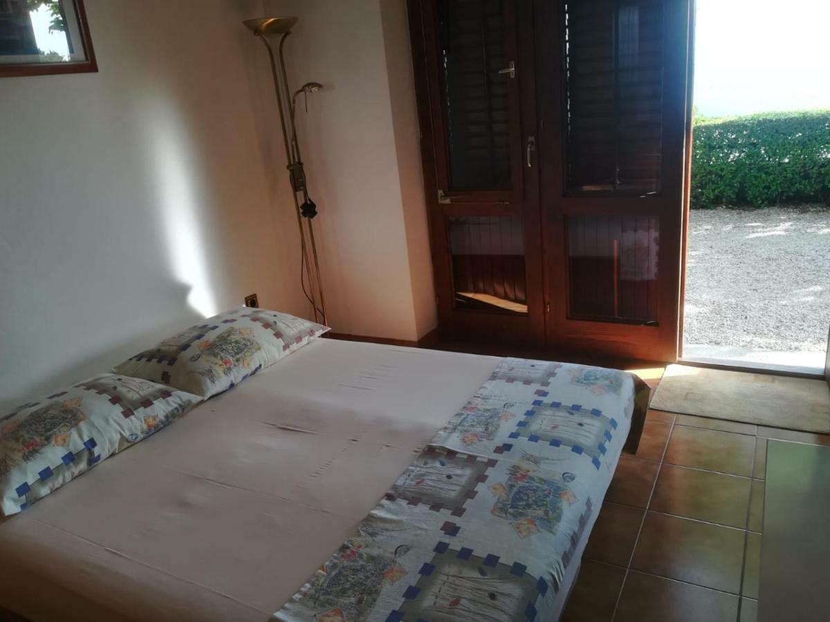 Apartmani Ujdur Omiš Exterior foto